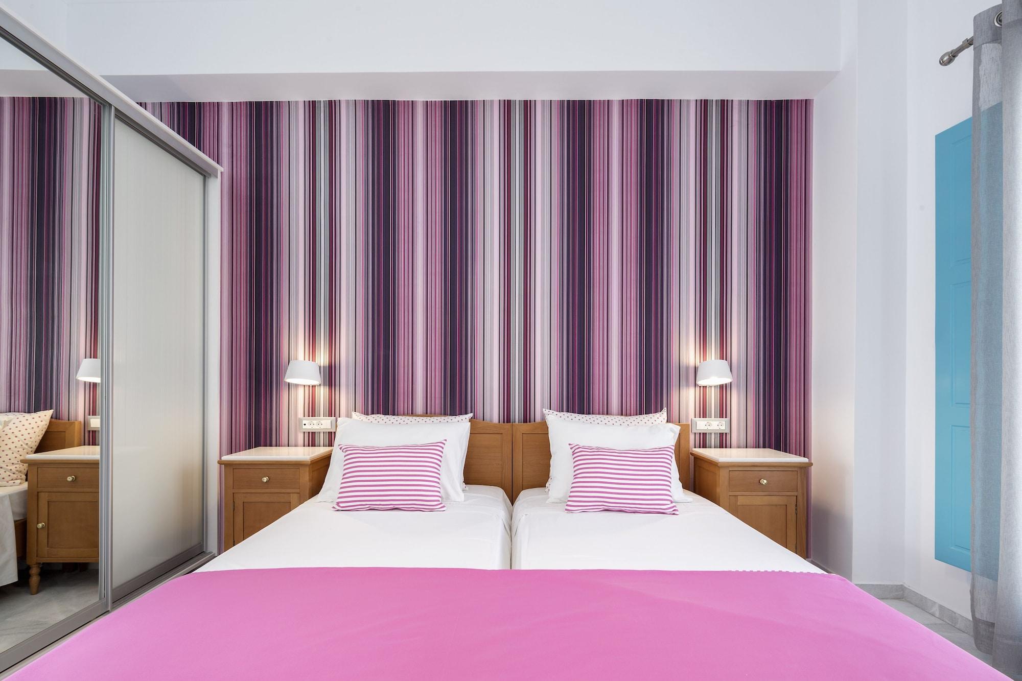 Santellini Hotel Камари Экстерьер фото