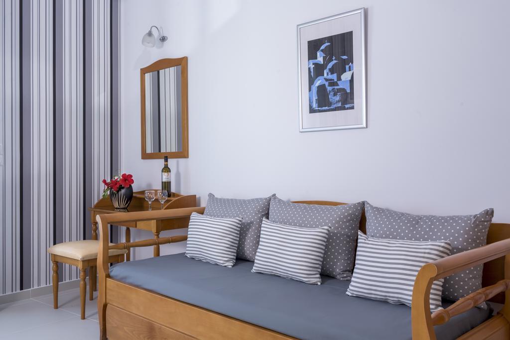 Santellini Hotel Камари Экстерьер фото